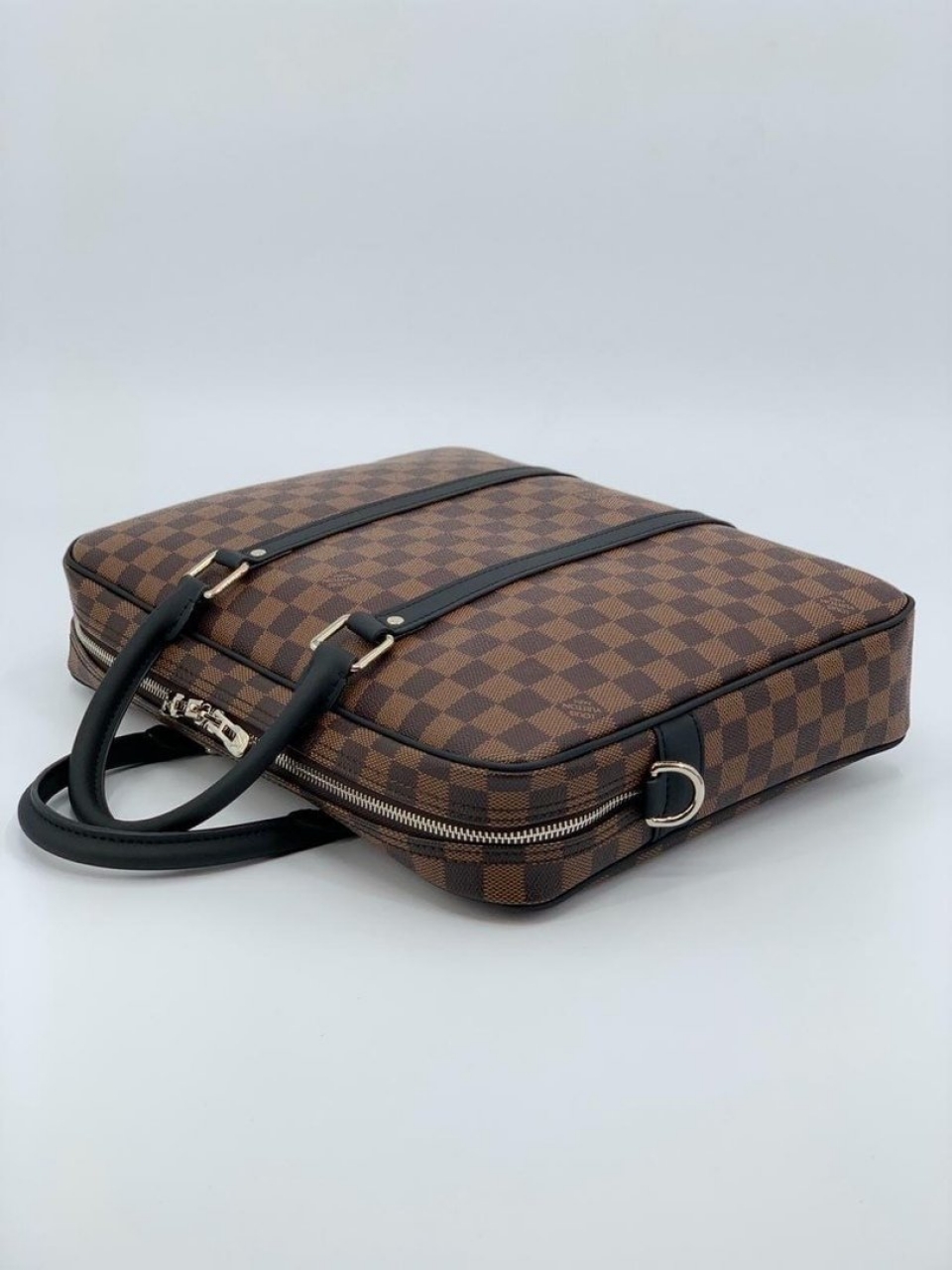 Портфель Louis Vuitton